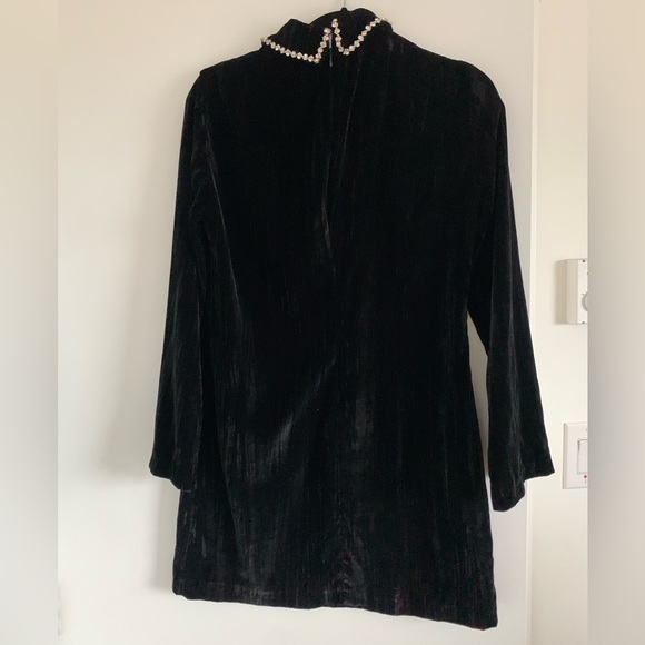 Mini Velvet Dress - Picture 4 of 4